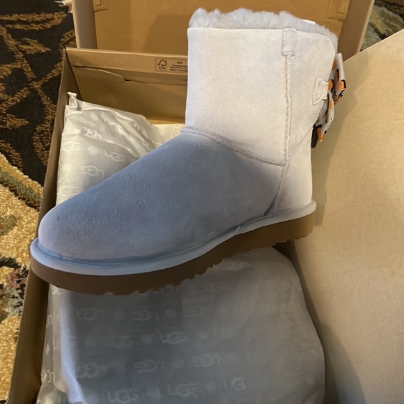 mini bailey bow Uggs : NEW - Picture 4 of 12